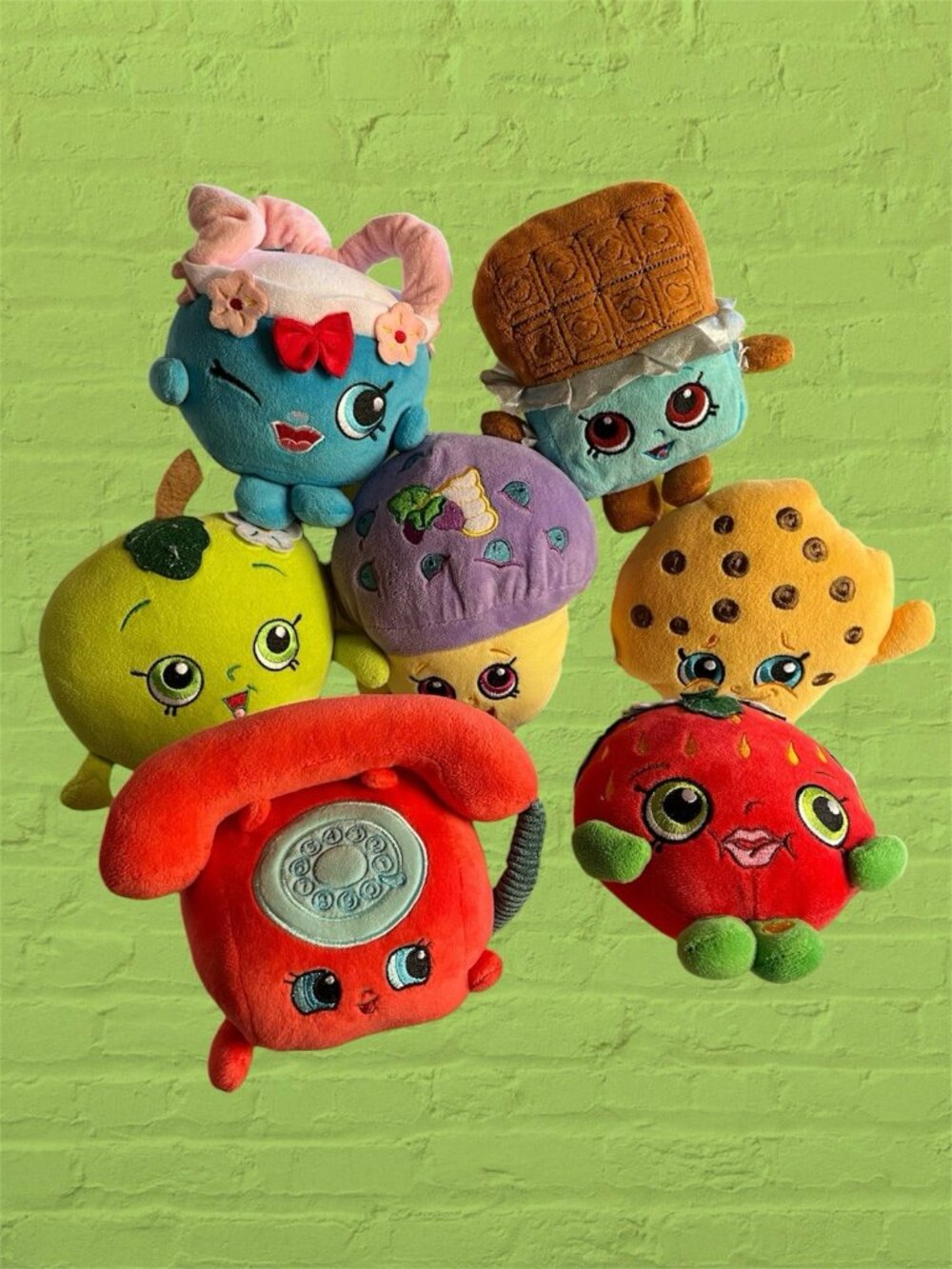 Shopkins 6" Plush Bundle of 7 Phone Handbag Apple Muffin Cookie Candy Strawberry